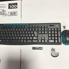 ロジクール　無線キーボードマウス付き
