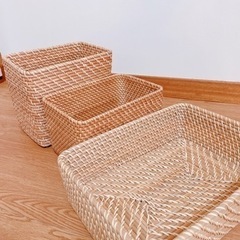 無印良品　ランタンカゴ