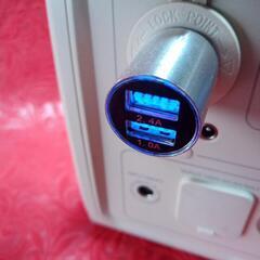 USB カーチャージャー 12/24V 【USED】 出先で必要になり購入して１回だけ使用しました　２個ありますの画像