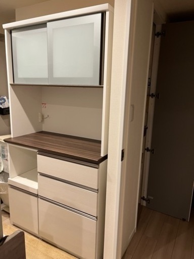 【お引渡し者様決定】 2年前購入　美品　家具 食器棚、キッチン収納