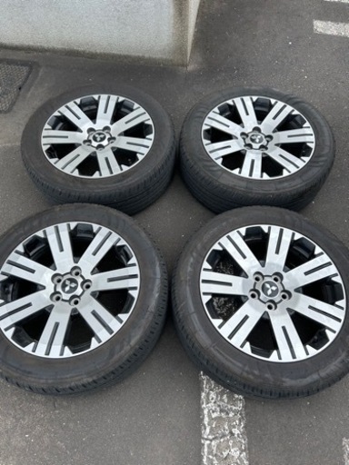 車のパーツ タイヤ、ホイール