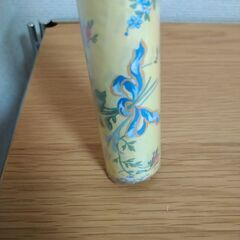 ラッピングペーパー 花柄の画像
