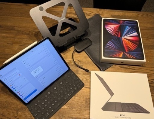 iPad Pro 12.9インチ 第5世代 512GBスペースグレイ Apple Smart Keyboard Folio -JIS MXNL2J/A Apple Pencil （第2世代）　他おまけ多数