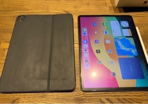 iPad Pro 12.9インチ 第5世代 512GBスペースグレイ Apple Smart Keyboard Folio -JIS MXNL2J/A Apple Pencil （第2世代）　他おまけ多数