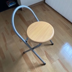折り畳み椅子
