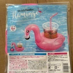 新品未開封　インテックス浮き輪とドリンクホルダーの画像