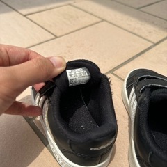 adidas キッズスニーカー　14センチの画像