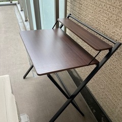 フォールディングワークデスクの画像