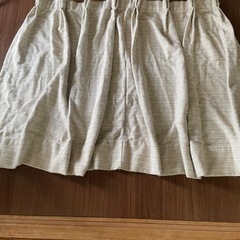 カーテン　無料