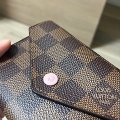 ヴィトン ダミエ 2つ折り財布 ピンクの画像