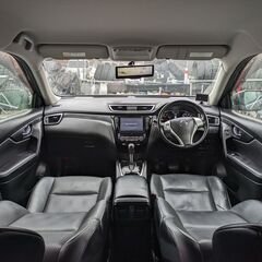 ★低走行4.6万㌔！H27年！エクストレイル 上級【2.0 20XハイブリッドEブレーキPKG】電動リアゲート！シートヒーター！ルーフレール！★の画像