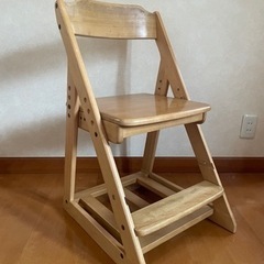 ニトリ　学習イス　子供用　キッズチェア