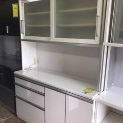 古賀家具　LISBON　レンジボード　キッチンボード　食器棚　1400㎜　ホワイト　おしゃれ　ソフトクローズ　モイス加工　大容量　シンプル　クリーニング済み　ジャングルジャングル貝塚店　貝塚市　二色浜