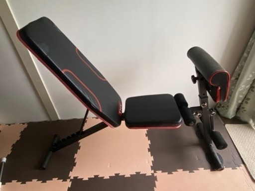 トレーニングベンチ　ダンベル2kg 8枚　1.5kg8枚
