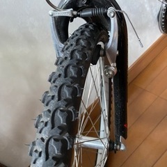 自転車 クロスバイクの画像