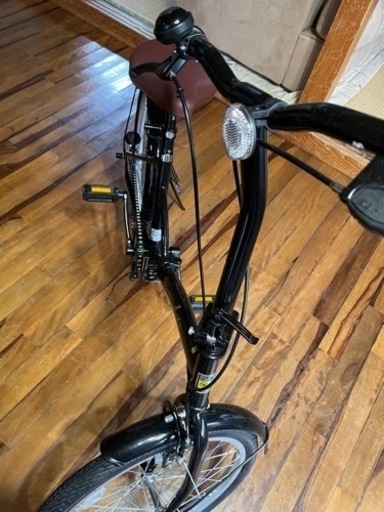 新品未使用　自転車折りたたみ20型黒　トレーディア
