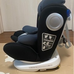 LETTAS チャイルドシート
の画像