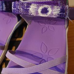 子供用スポーツサンダル　23.5cm keenの画像
