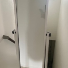 ニトリ キャスター付きスタンドミラー FITTE(ホワイト) の画像