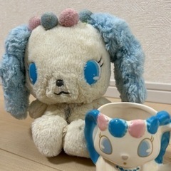 サフィー/カップとぬいぐるみ