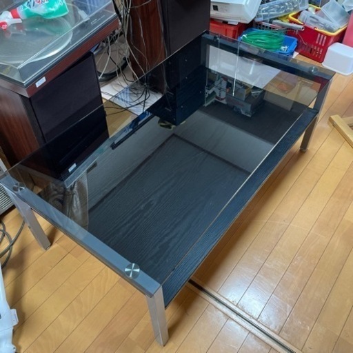 ガラステーブル