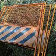 【値下げ相談可】工事用バリケード　H1800×W1800(mm)