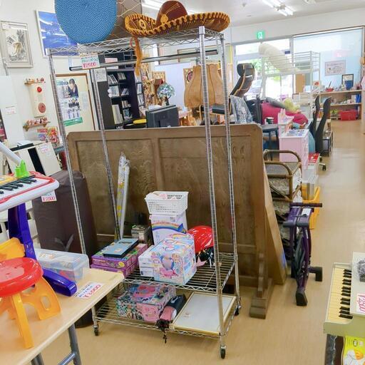 メタルハンガーラック☆スチールラック、大型サイズ、ラック、収納、【浜村鹿野温泉ICから3分 買取本舗 宮本リサイクル 営業時間9～19時 定休日水曜のみ←連絡できませんm(_ _)m】