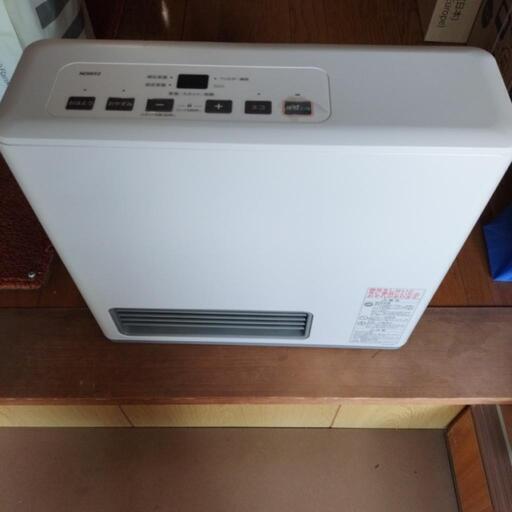 ノーリツ　ガスファンヒーター　ホース付き美品