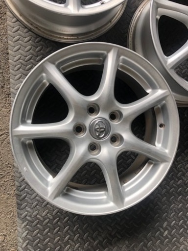 トヨタ　エスティマ純正ホイール
