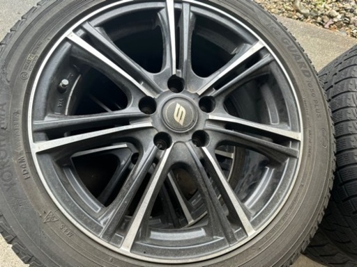 車のパーツ タイヤ、ホイール