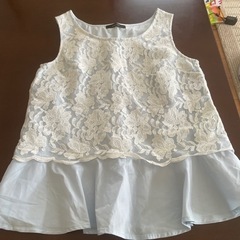 服/ファッション トップス　リエンダ