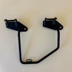 バイク用品　レブル250 サイドバックサポート右側