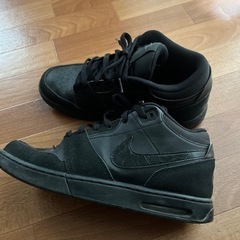 ☂️防水【NIKE27.0】黒スニーカーの画像