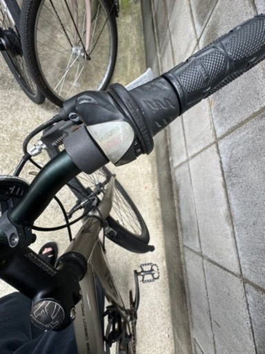 自転車 クロスバイク アルミフレーム