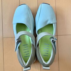 【ほぼ未使用】fitfit 21.5㎝（～21㎝）