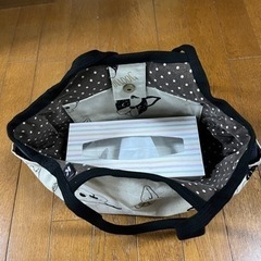 ボストンテリアの布バック新品 犬カバンの画像