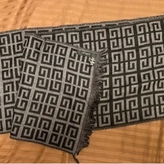 ジバンシー　マフラー