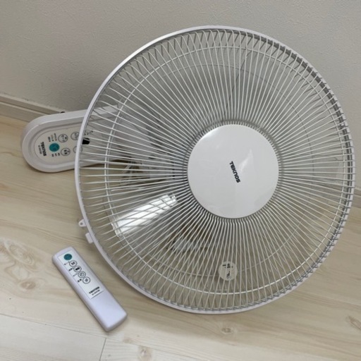 壁掛け扇風機　リモコン付き