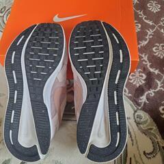 ナイキ ラン スウィフト 3 NIKE W RUN SWIFT 3 DR2698-600  23cmの画像