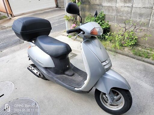 ホンダ　リード５０　（LEAD５０）　実動車（５０cc）です