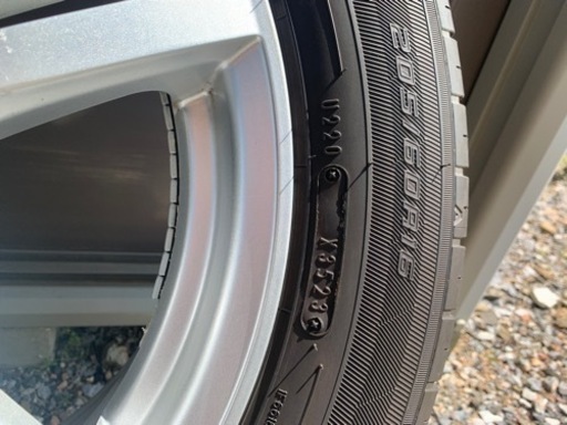 車のパーツ タイヤ、ホイール