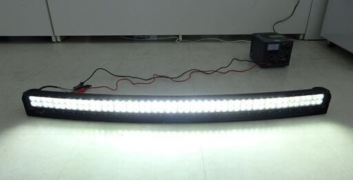 千歳市/恵庭市 湾曲LEDライトバー 126cm カー用品 作業灯