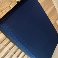 くじらマットレスシングルサイズ　折りたたみ可能 