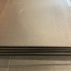 新品未使用　高密度 20mm ゴム フロアマット 4枚セット
