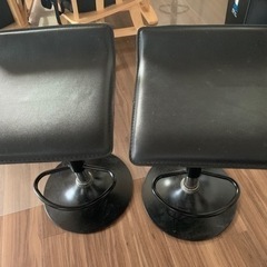 カウンター　チェア2個セット
　