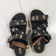 adidas サンダル