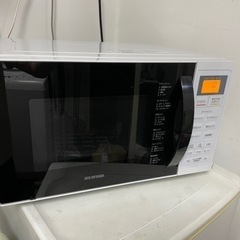 【美品】2022年製　アイリスオーヤマ オーブンレンジ16L M...