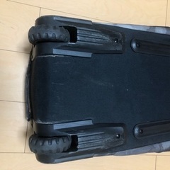 DAKINE キャスター付スノーボードケース