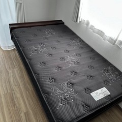 【無料引取限定(6/28AM)】ベットマットとフレーム差し上げます。