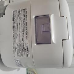 家電 キッチン家電 ZOJIRUSHI炊飯器の画像